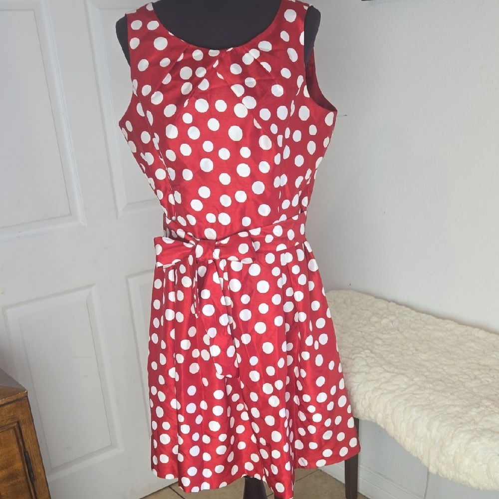 🩷 Jessica Howard Red and White Polka Dot Woman Dress